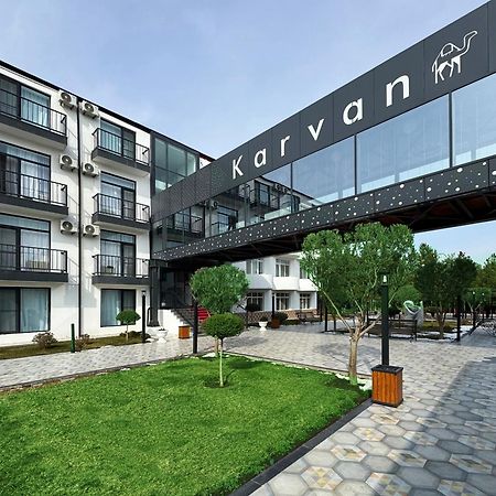 Karvan Hotel-Sanatorium นัฟตาลัน ภายนอก รูปภาพ