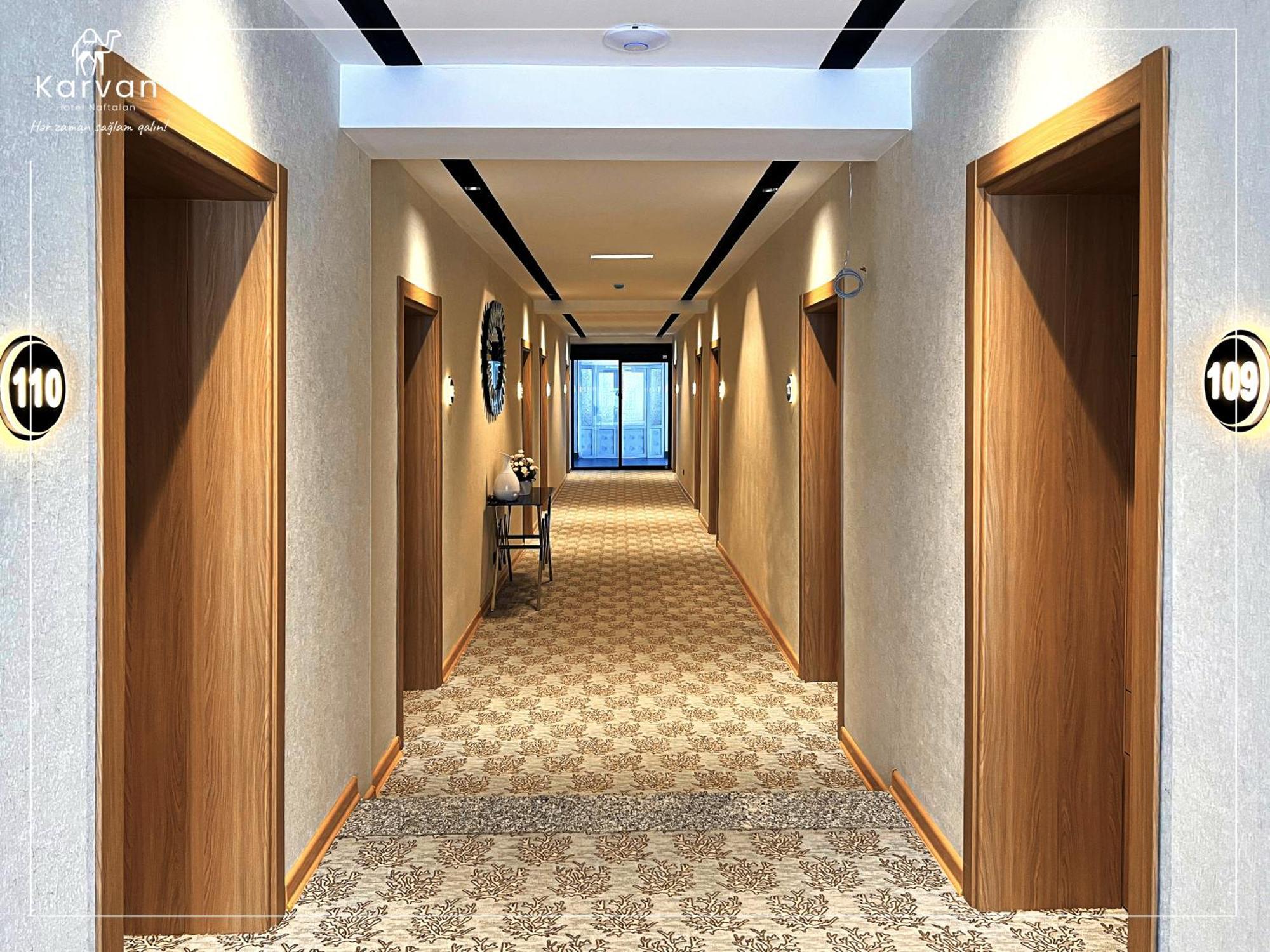 Karvan Hotel-Sanatorium นัฟตาลัน ภายนอก รูปภาพ