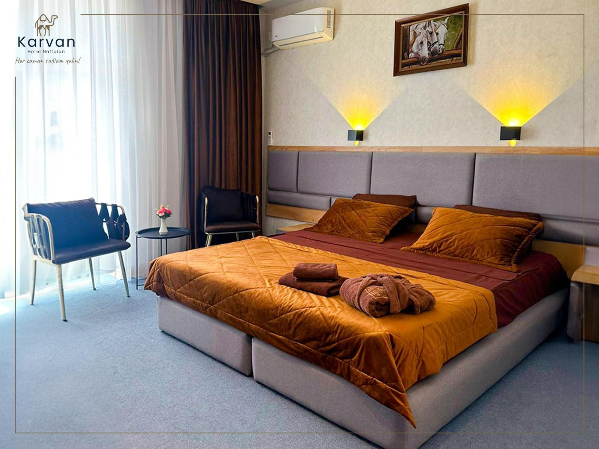 Karvan Hotel-Sanatorium นัฟตาลัน ภายนอก รูปภาพ