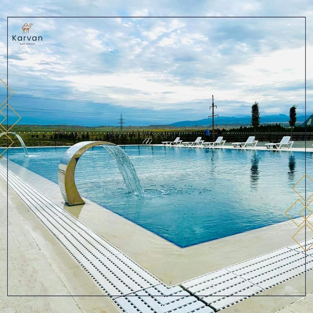 Karvan Hotel-Sanatorium นัฟตาลัน ภายนอก รูปภาพ